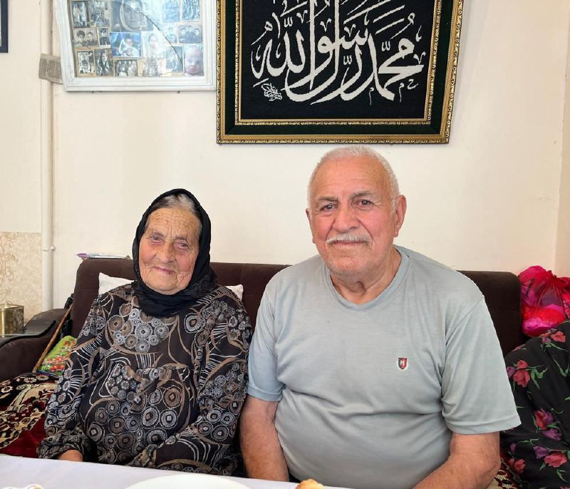 Сотрудники Комплексного центра социального обслуживания населения Дахадаевского района посетили пожилую семейную пару Алиевых из с. Дибгаши